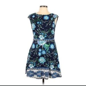 New York & Company Blue Floral Penny Lane Circle Skirt Scoop Neck Skater Dress